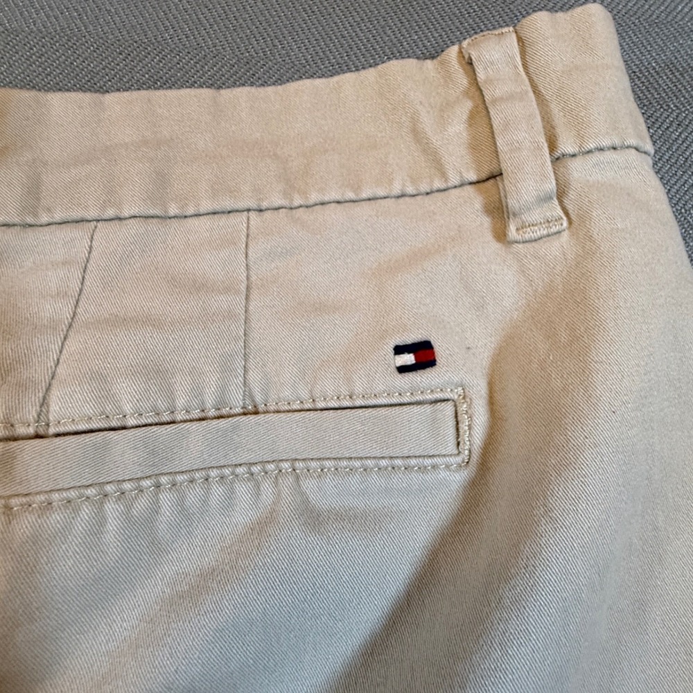 Tommy Hilfiger Women Khaki Chino Shorts Tan Stretch Cotton J7RV0236 Size 12 1965 - Picture 8 of 10